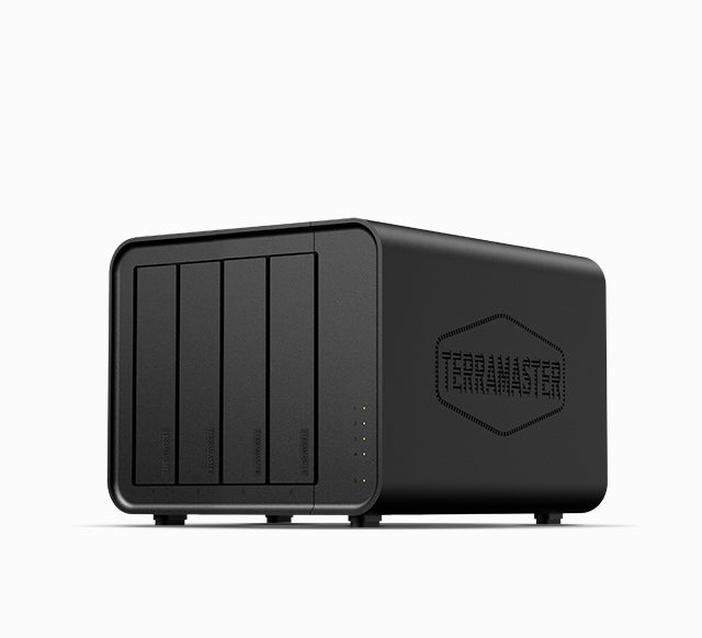 NAS TerraMaster F4-424 preto, com quatro baias de disco na frente e ventilação lateral.